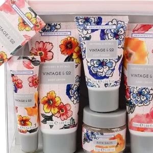 Vintage & Co Patterns and Petals Top to Toe Kit